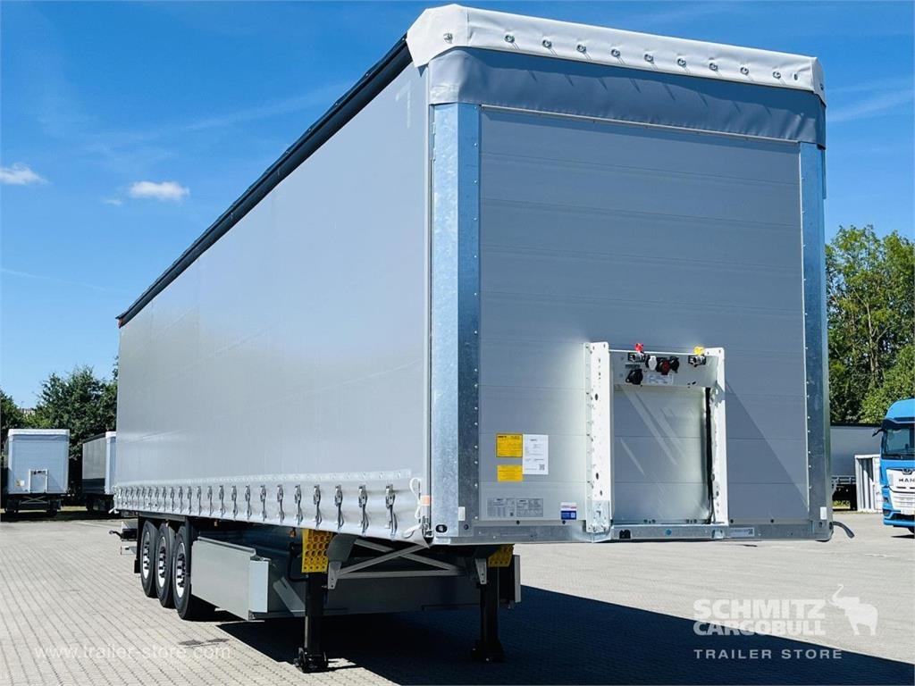 Schmitz Cargobull Curtainsider Standard GetrÃ¤nke