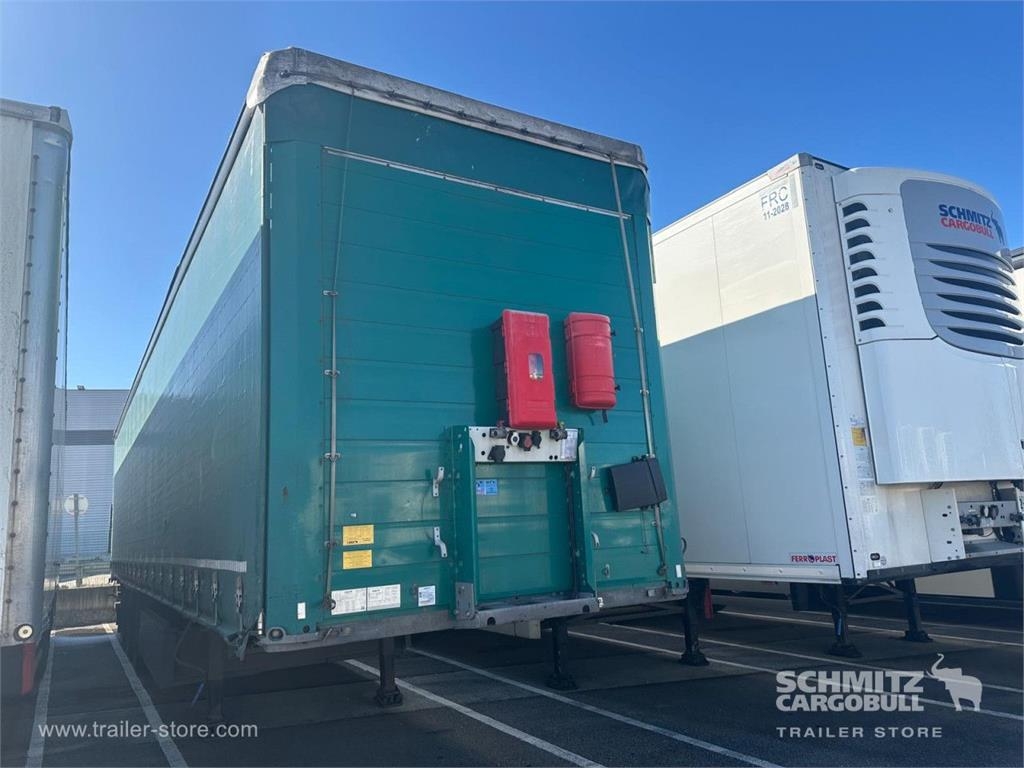 Schmitz Cargobull Semitrailer Curtainsider Coil