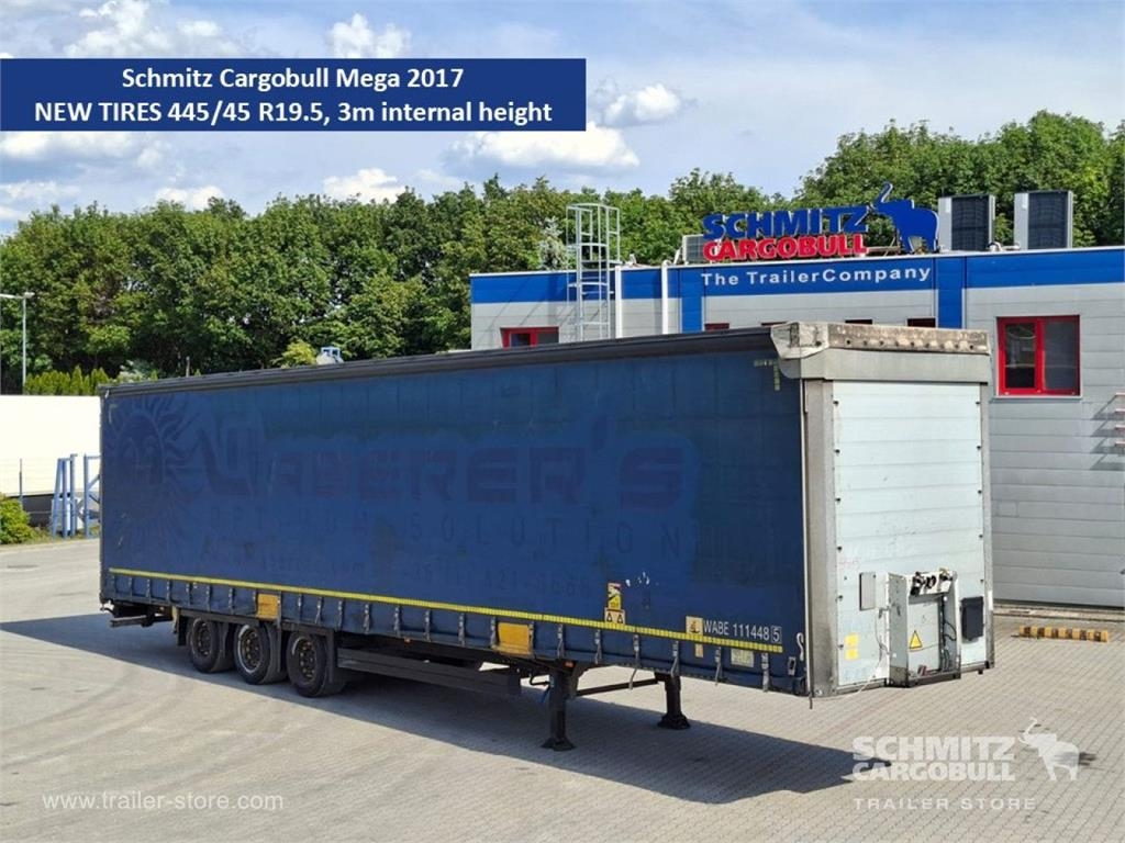 Schmitz Cargobull Curtainsider Mega