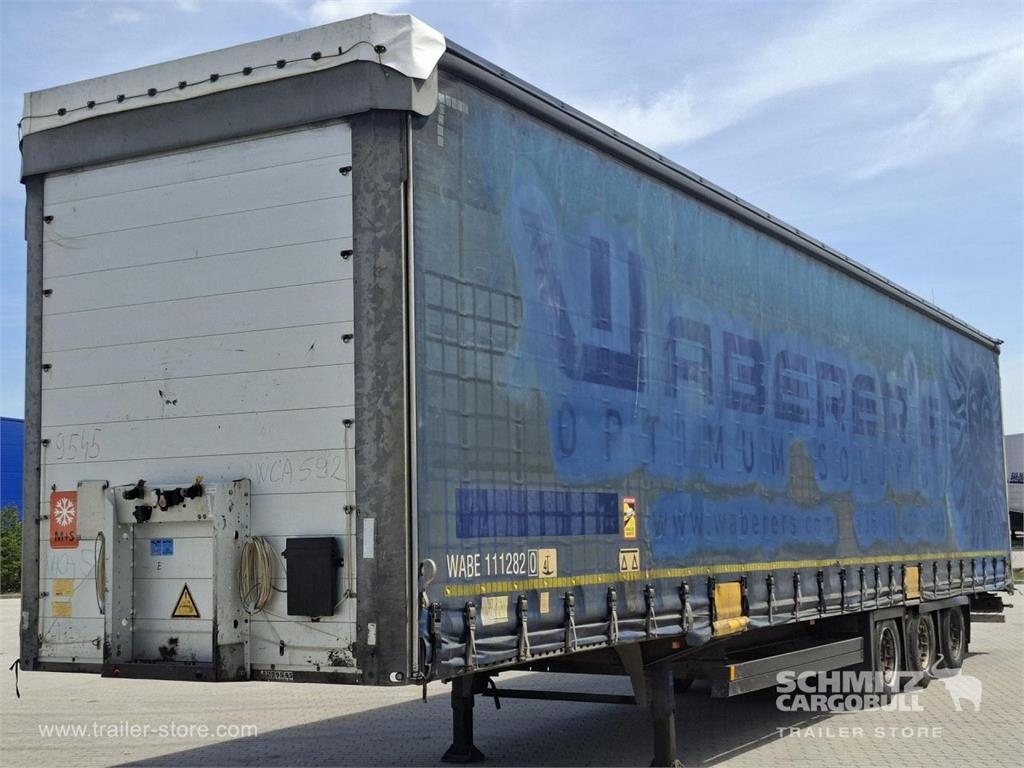 Schmitz Cargobull Curtainsider Mega