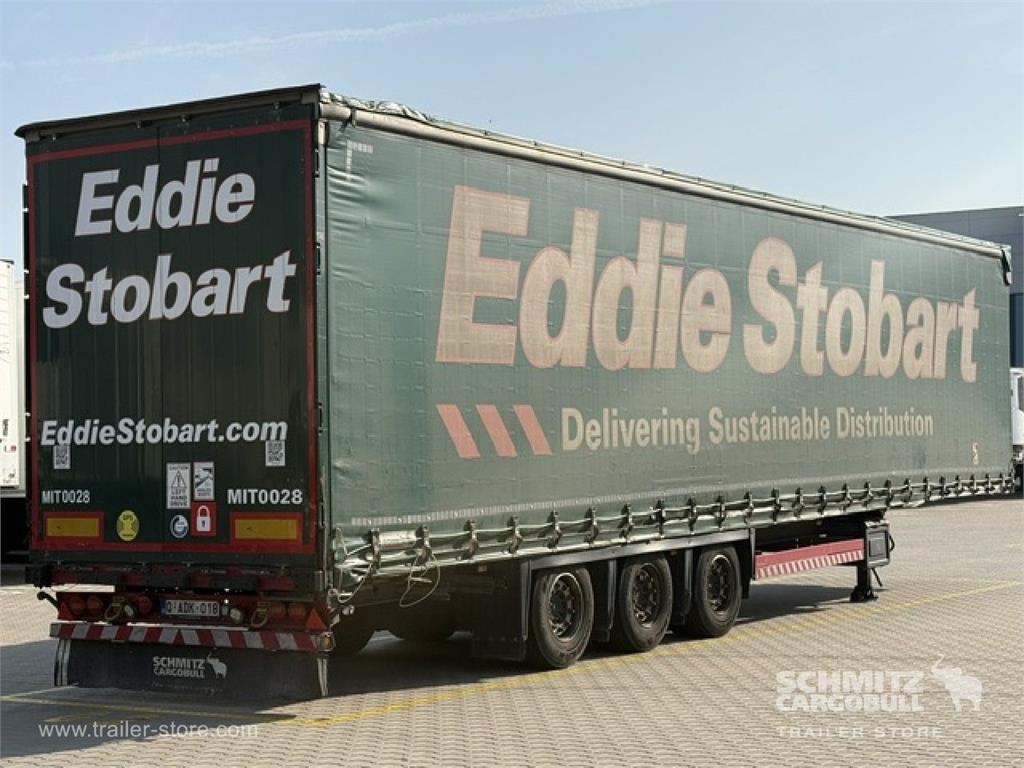 Schmitz Cargobull Curtainsider Mega