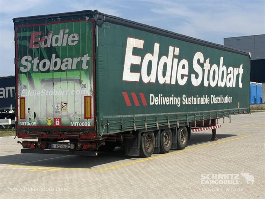 Semi-remorque PLSC Schmitz Cargobull Curtainsider Mega — occasion 2011