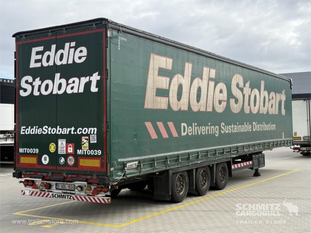 Schmitz Cargobull Curtainsider Mega