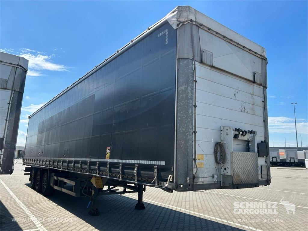 Schmitz Cargobull Curtainsider Standard