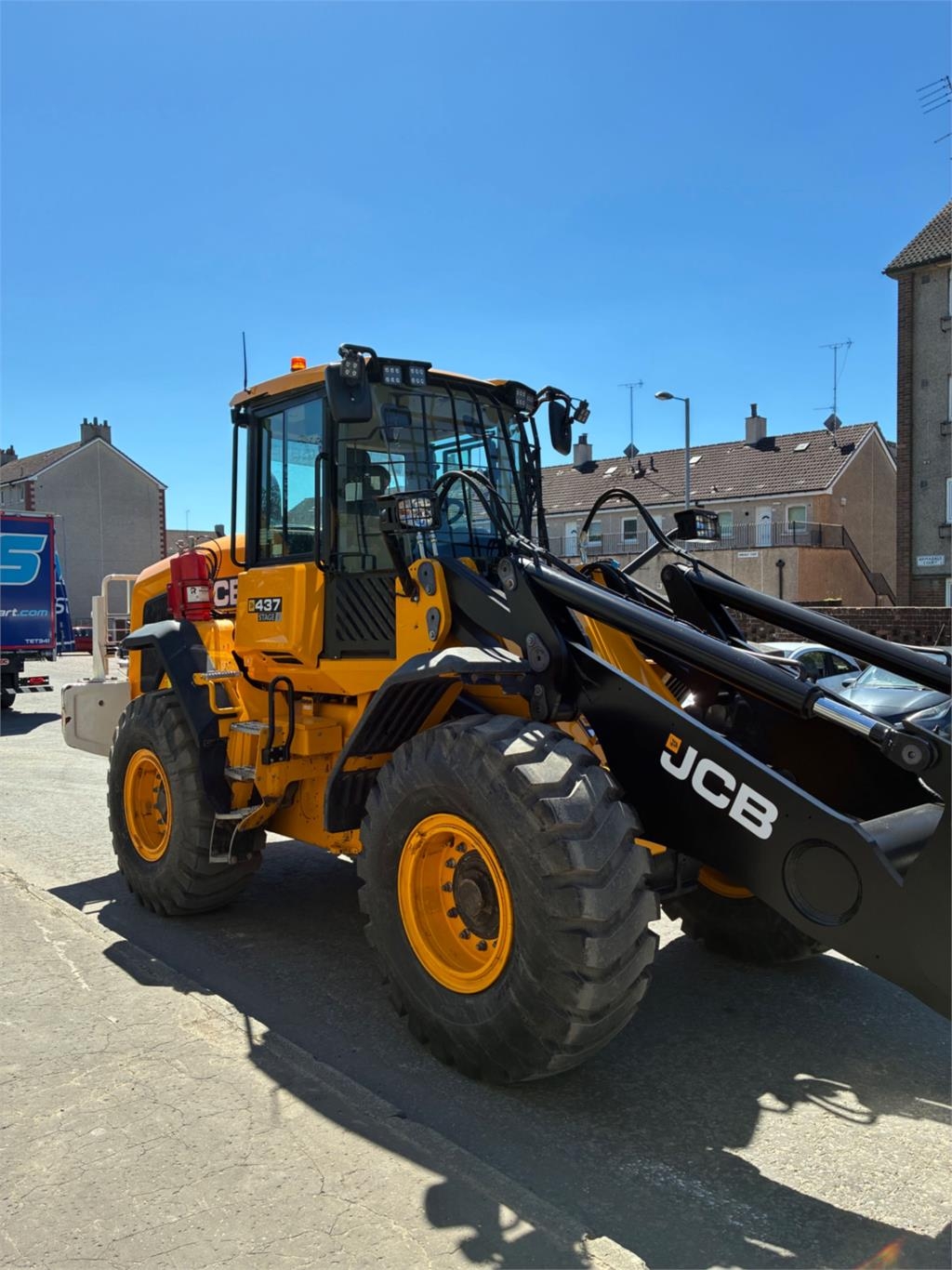 JCB 437HT