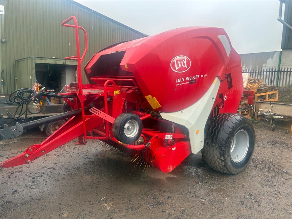 Lely WELGER RP245 BALER