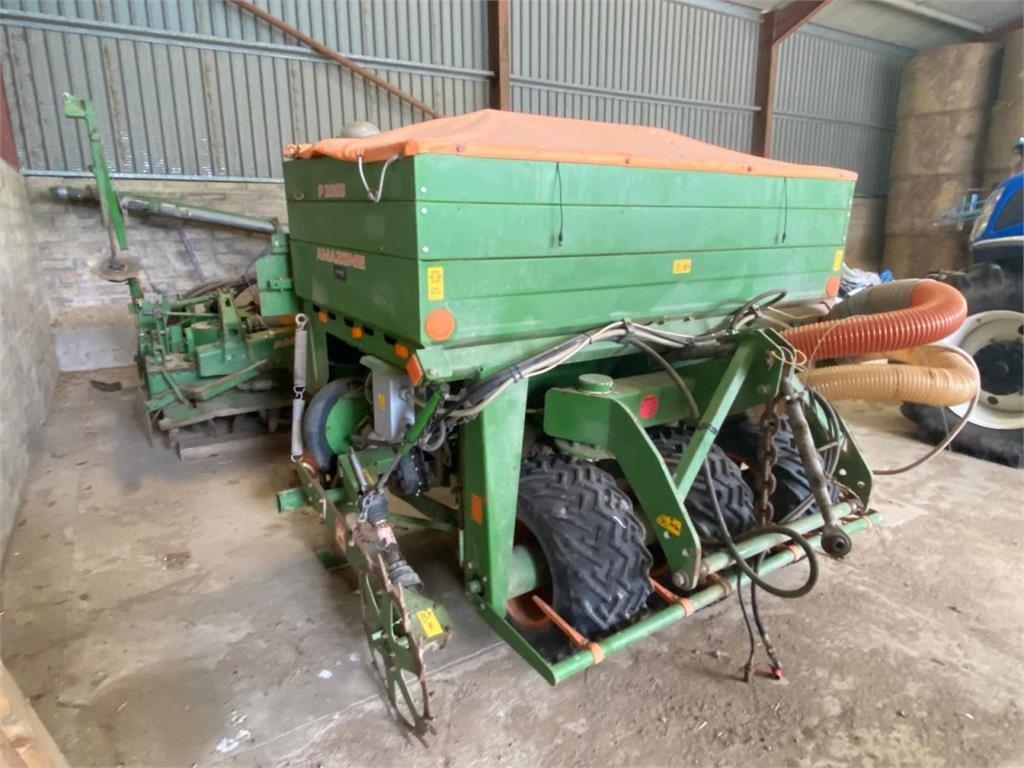 Amazone 4 METER