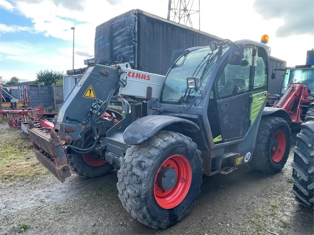 CLAAS SCORPION 7044