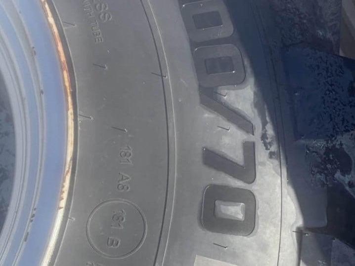 Misc. 800/70 R32