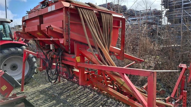 Kuhn Venta AL452