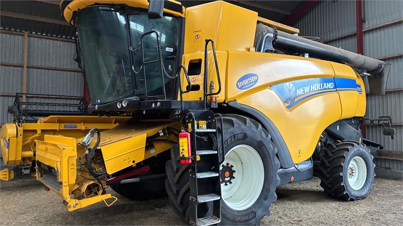 New Holland CX8.90 SLH 4WD 30 fods Varifeed