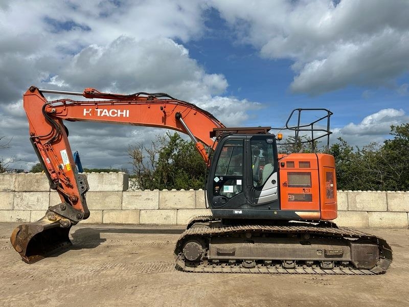 Hitachi ZX225USLC-6