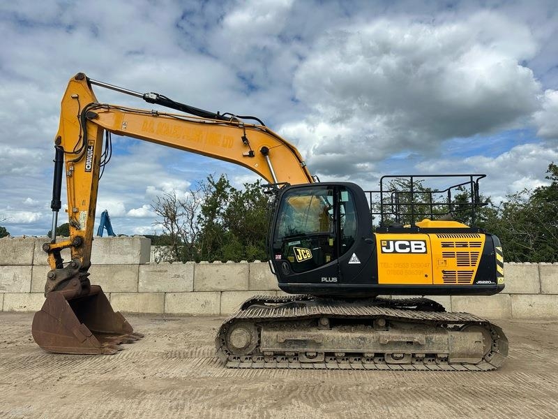 JCB JS220 LC