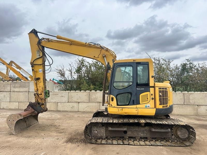Komatsu PC130-8