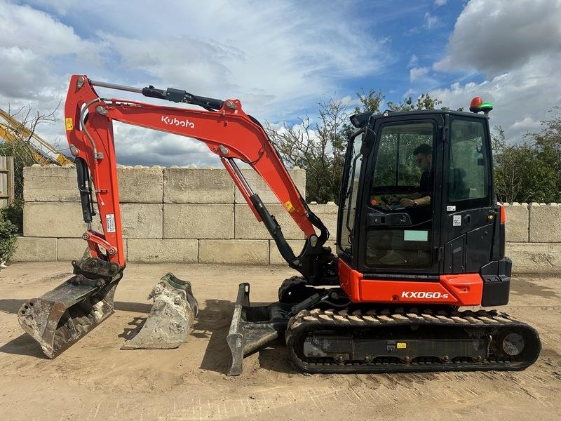 Mini-pelle Kubota KX060-5 — occasion 2023, 1 097 h
