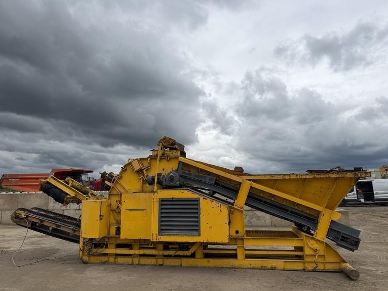 Rubble Master RM60 Hook loader crusher