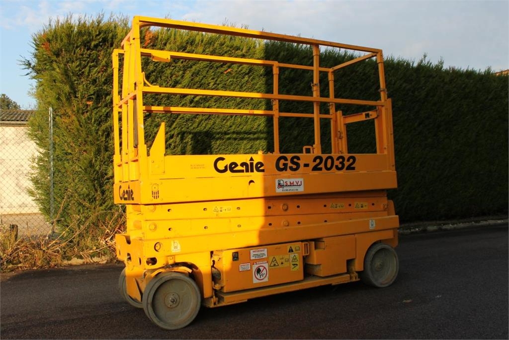 Genie GS-2032