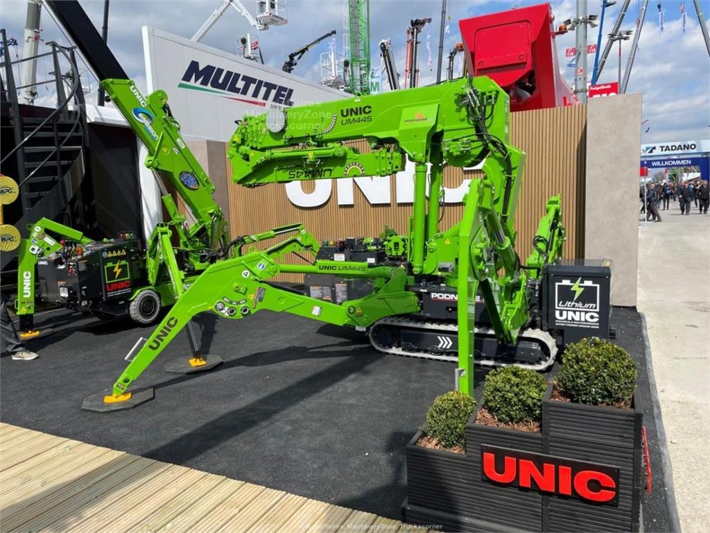 Unic UM 445