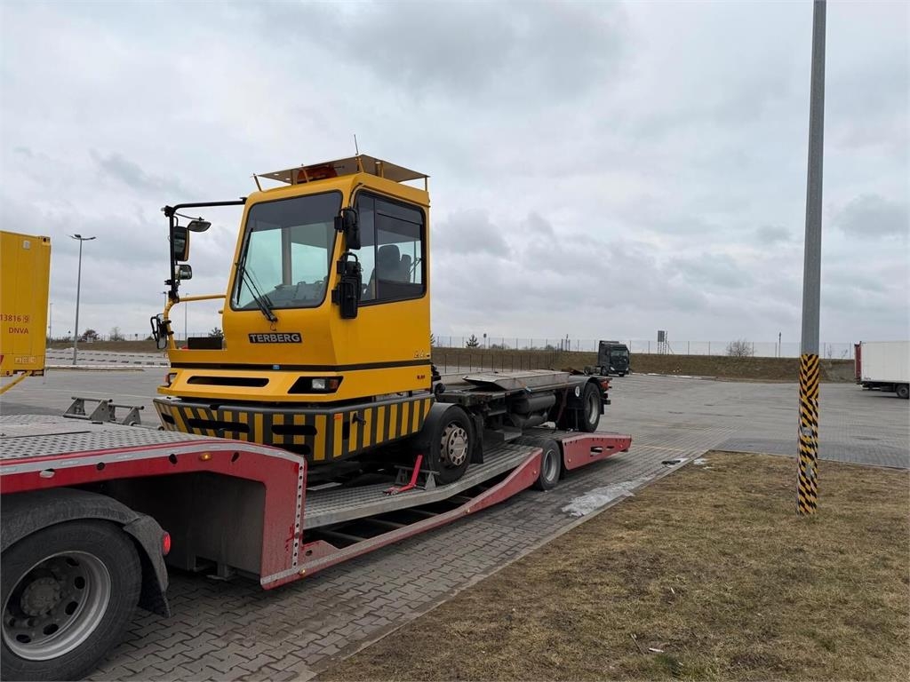 Aksoylu AKT1D car transporter