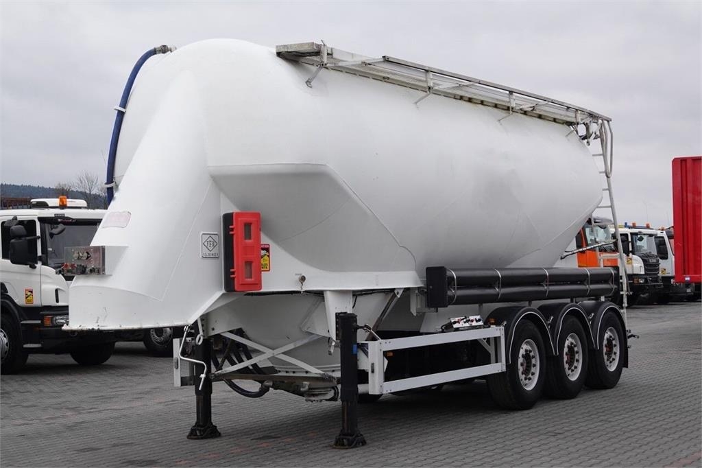 Feldbinder CEMENTONACZEPA / 2 KOMORY / 37 000 L / SILOS / DO