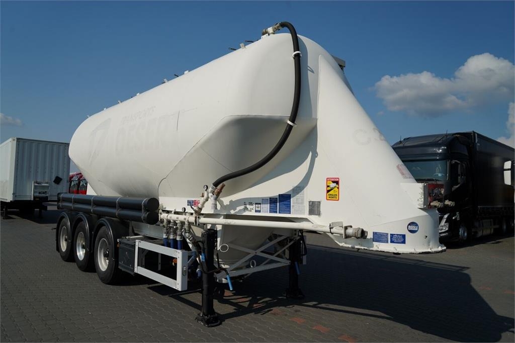 Feldbinder / CEMENTONACZEPA / 3 KOMORY / 36 000 L / SILOS / D
