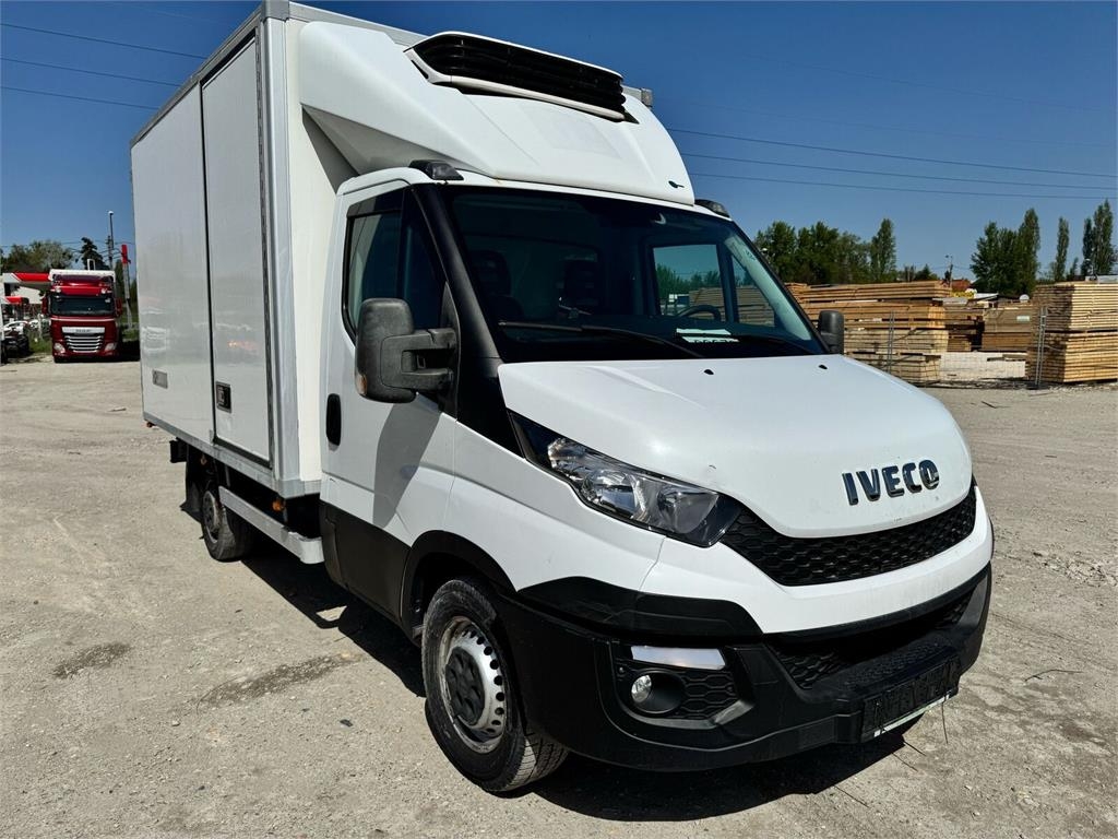 Iveco Daily 35-130 S - CARRIER XARIOS 350 Frigo