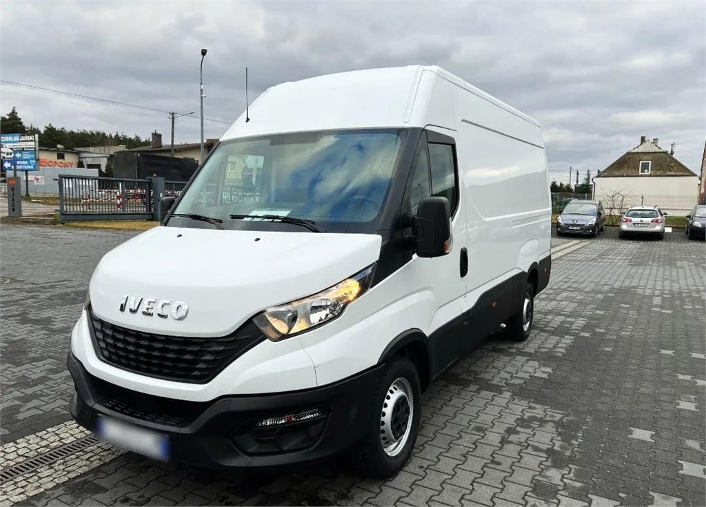 Iveco Daily 35S14 Furgon L2H2 New Model