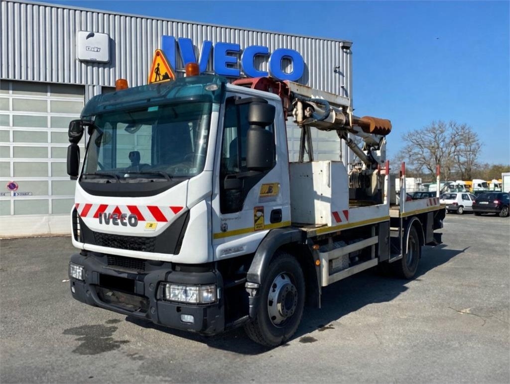Iveco Eurocargo 120-220 drilling truck