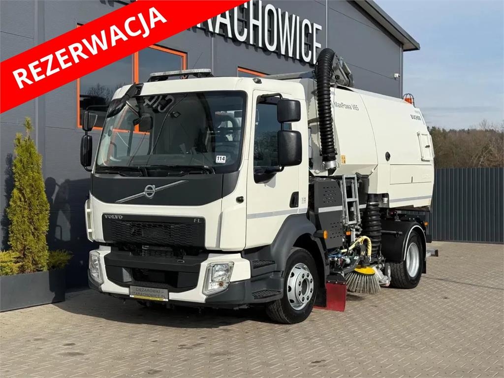 Johnston Volvo FL 15.250