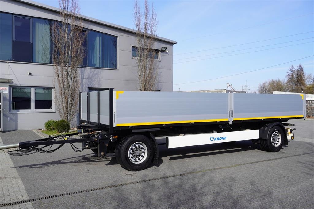 Krone construction trailer / Flatbed 18 pallets / NEW ye
