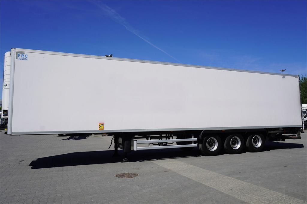 Lamberet refrigerated semi-trailer / Carrier Vector 1550 un