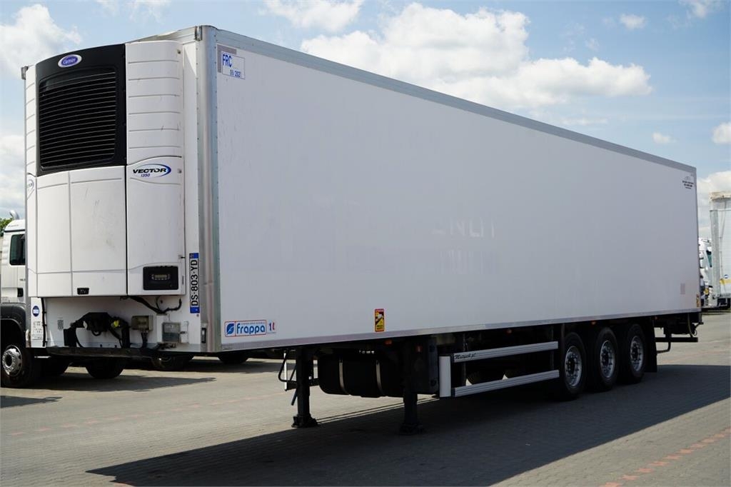 Lecitrailer CHŁODNIA / CARRIER VECTOR 1350 / OŚ PODNOSZONA / O