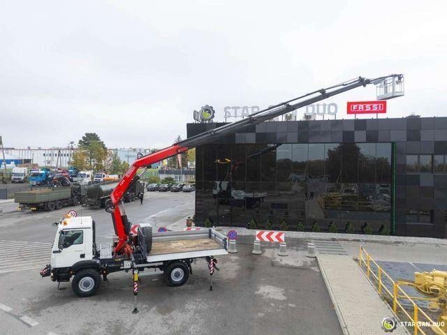 Camion plateau MAN TGM 18.250 4x4 FASSI 275 2.25 Kran Baske — occasion 2012