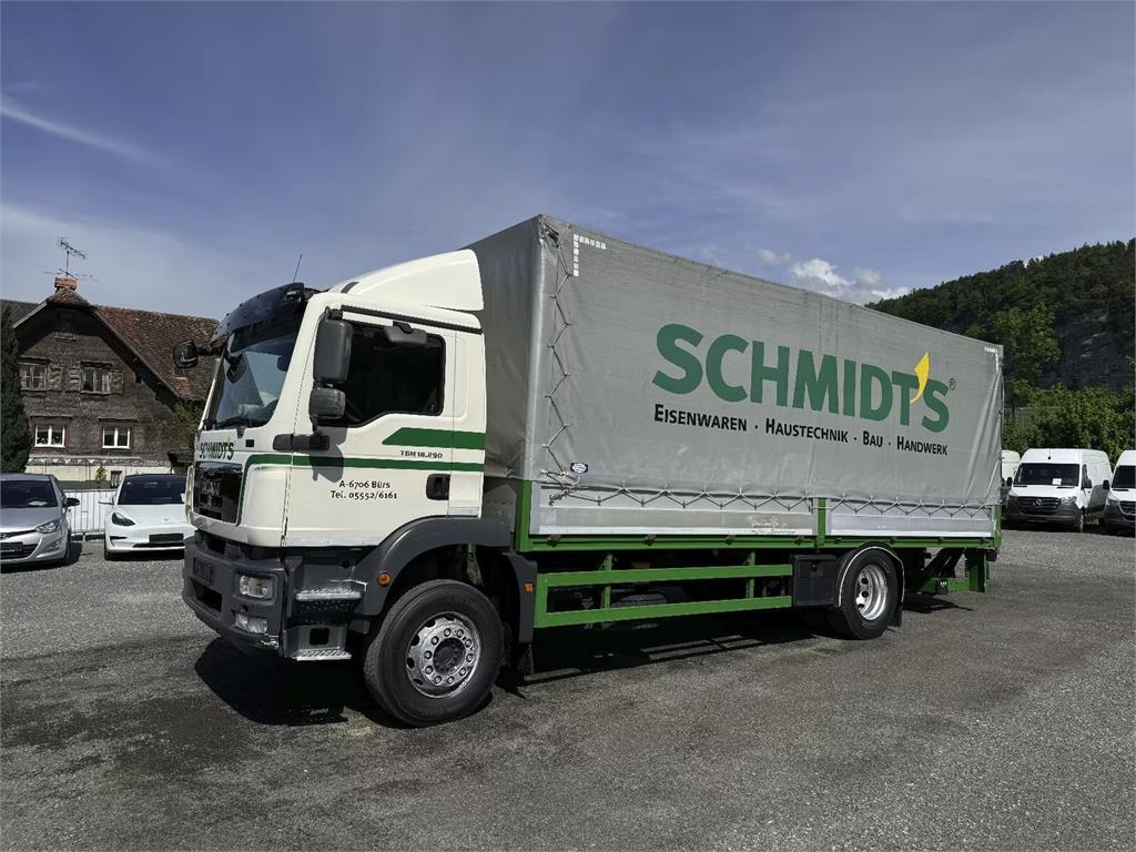 MAN TGM 18.290 P+P + tail lift