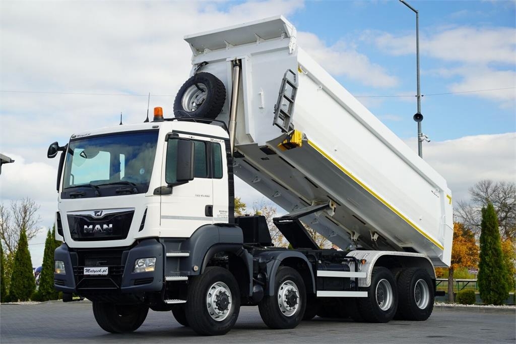 Camion benne MAN TGS 41.460 / 8x6 / WYWROTKA TYLNOZSYPOWA - 5.9 M — occasion 2018