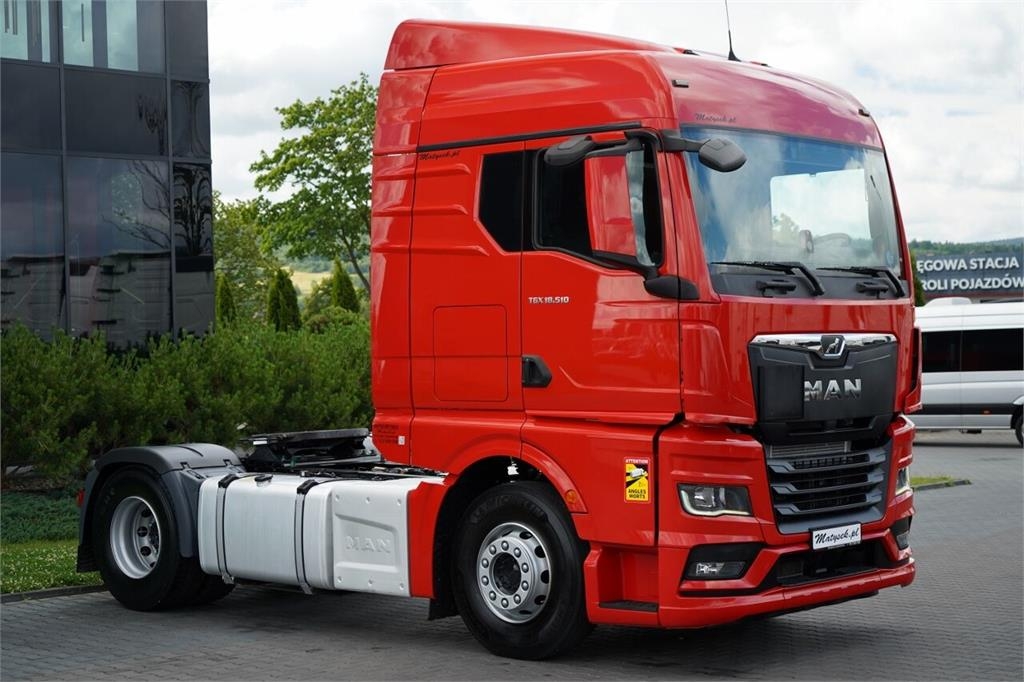 MAN TGX 18.510 / GM / RETARDER / PEŁNY ADR / NAVI RIO
