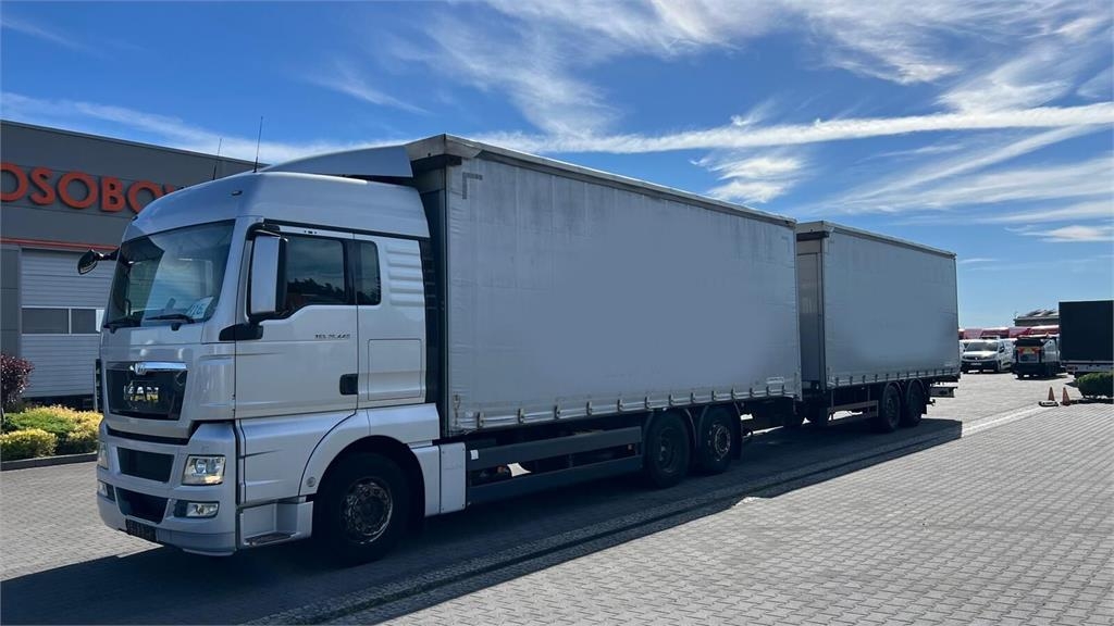 MAN TGX 26.440 XL LX EURO 5 CURTAIN TILT 1.HAND