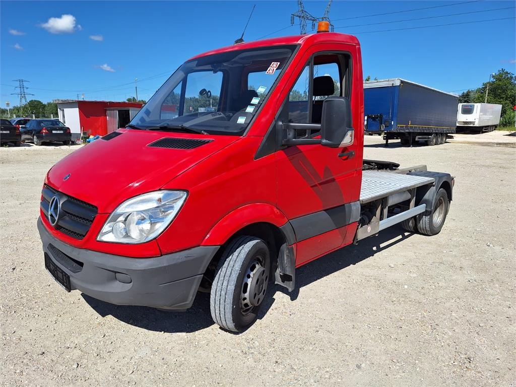 Mercedes-Benz 519 CDi / BE Mini Trekker