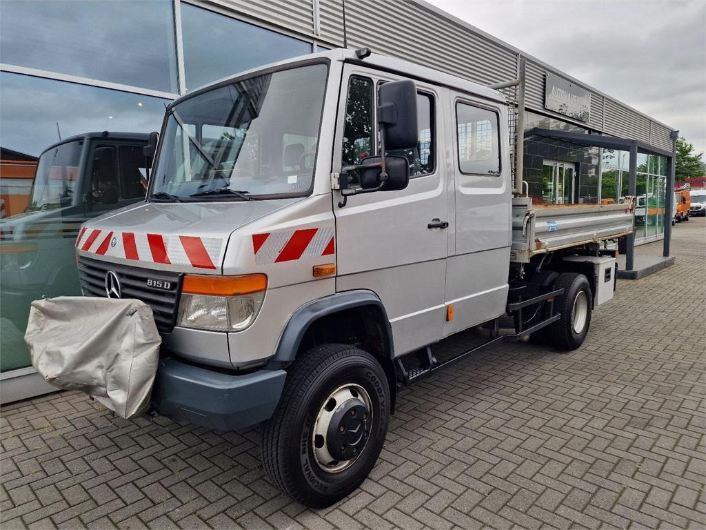 Mercedes-Benz 815 4x4 Doka 3-Way Tipper