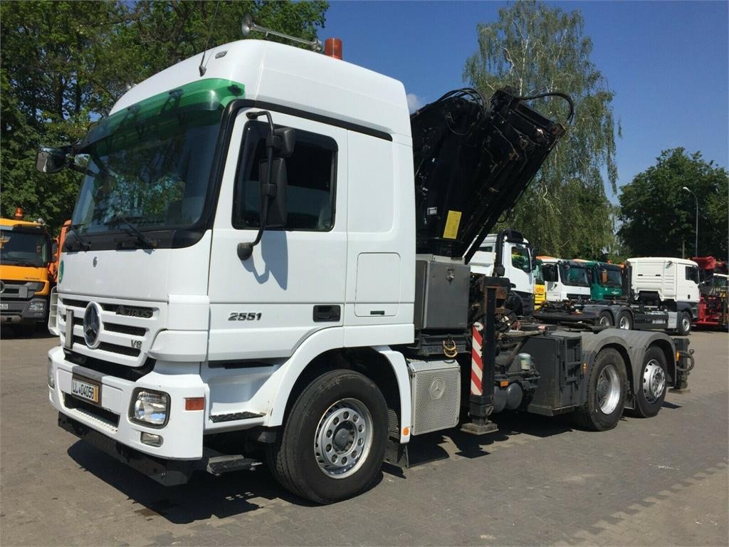 Mercedes-Benz ACTROS 2551