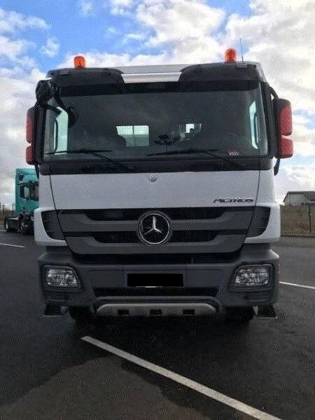 Mercedes-Benz Actros 3336 / crane / Two-way side tipper truck