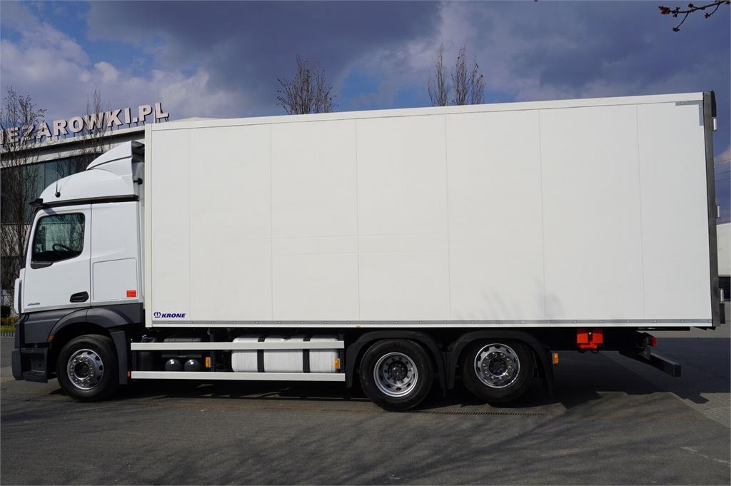 Mercedes-Benz Actros 2545 6×2 MP5 / KRONE refrigerator 18 EPAL /