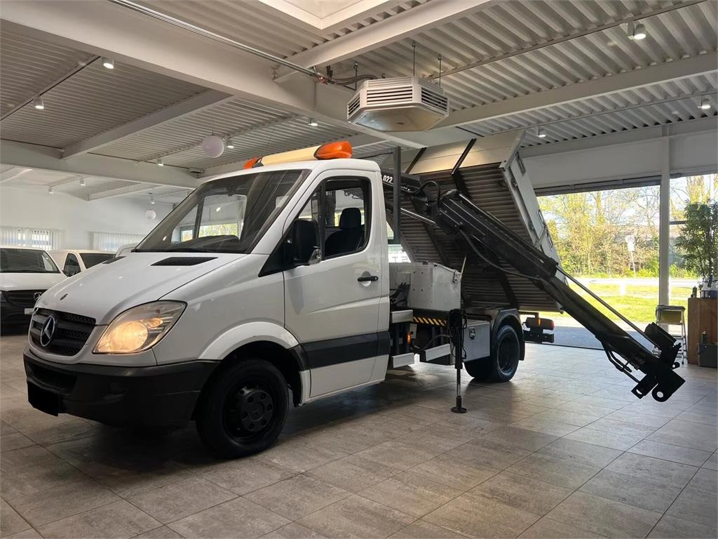 Mercedes-Benz Sprinter Tipper / HIAB Crane