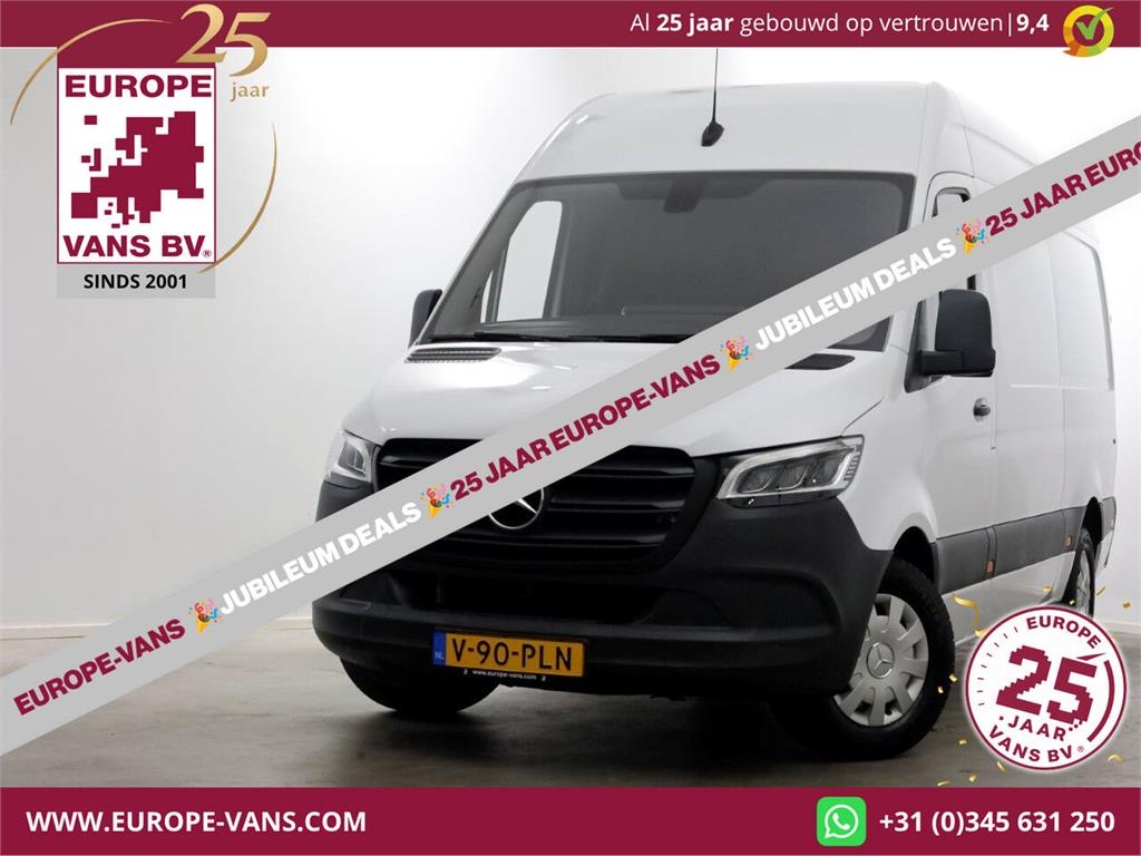 Mercedes-Benz Sprinter 317 CDI 170pk RWD L2H2 LED/Airco/Camera 0