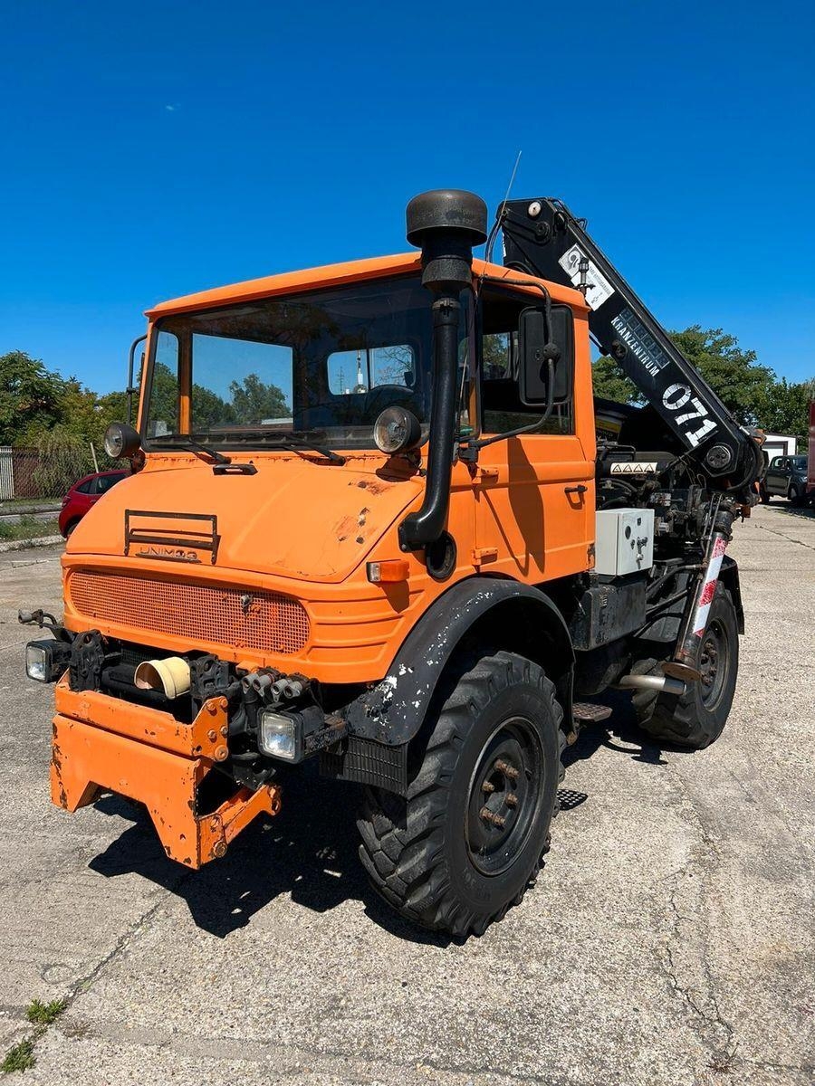 Mercedes-Benz UNIMOG