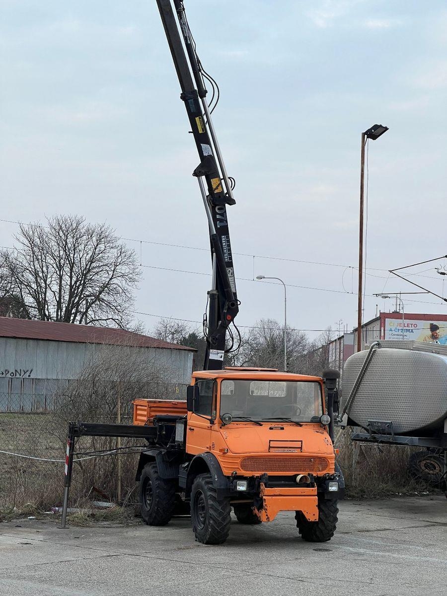 Mercedes-Benz UNIMOG