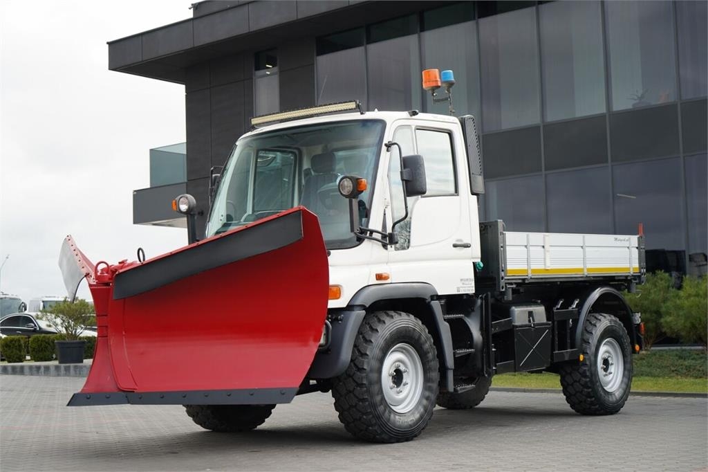 Mercedes-Benz UNIMOG U300 / 4X4 / WYWROTKA 3 STRONNA / PŁUG / K