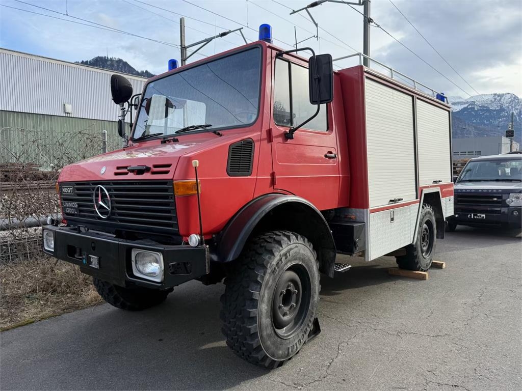 Mercedes-Benz Unimog U1300L 4x4 fire truck
