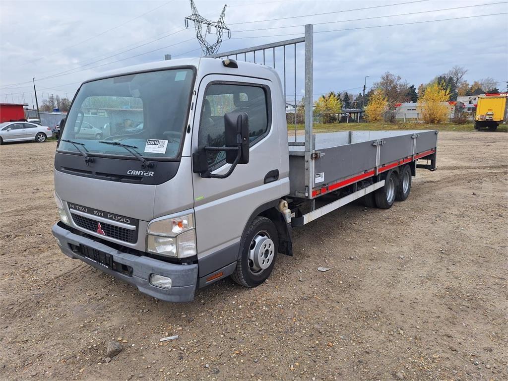 Mitsubishi Canter 3,0 d BE Clixtar Trekker + Veldhuizen BE C