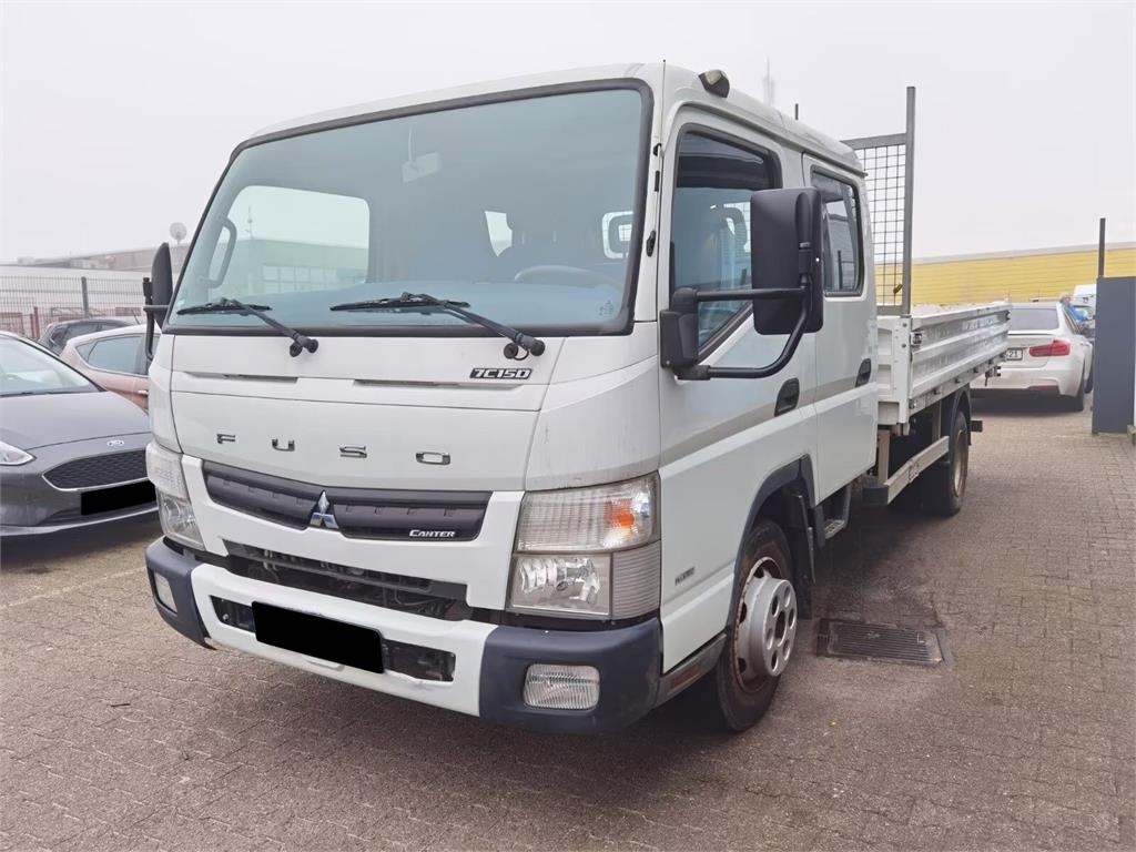Mitsubishi Fuso Canter 3-way tipper / double cab / 7-seater /